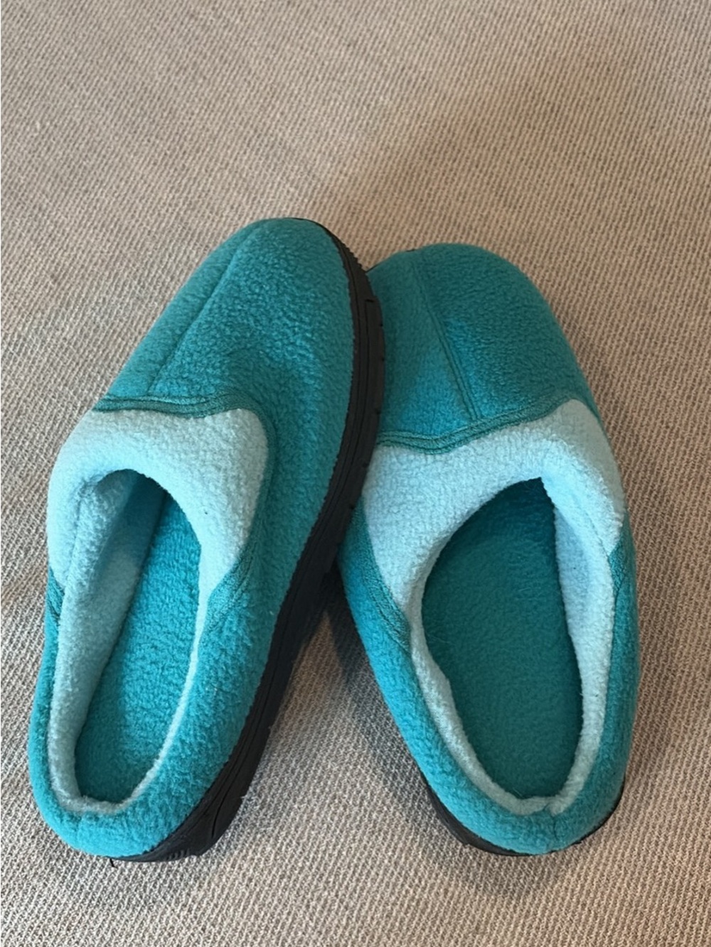 Vintage Slip-On Fleece Shoes in Teal and Light Teal